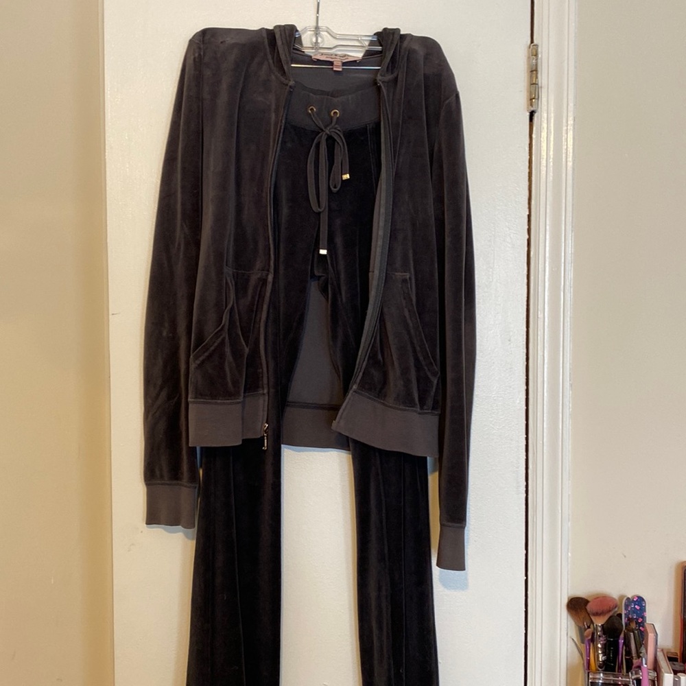 vintage 2000 juicy couture tracksuit